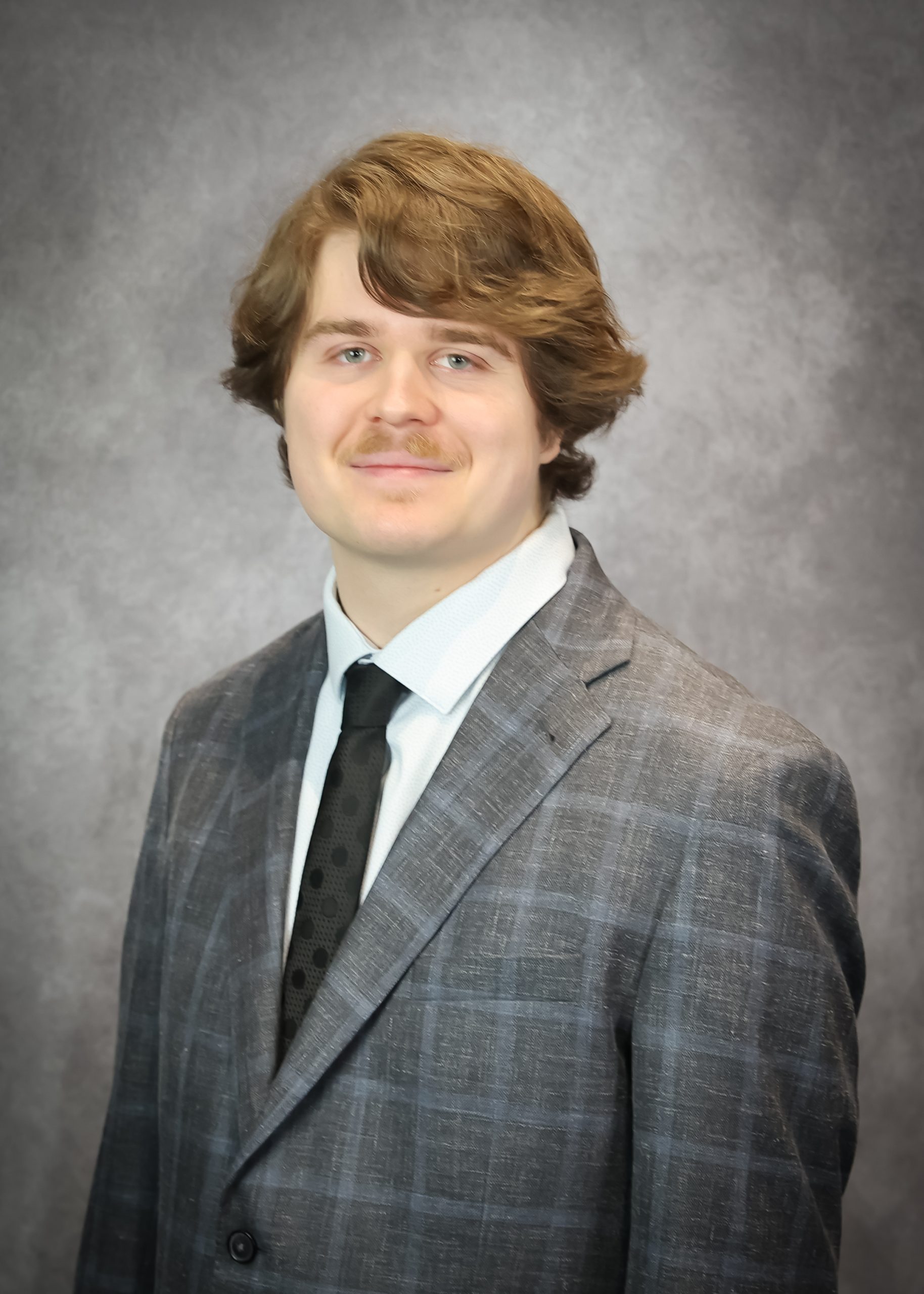 headshot – Zachary Groulx